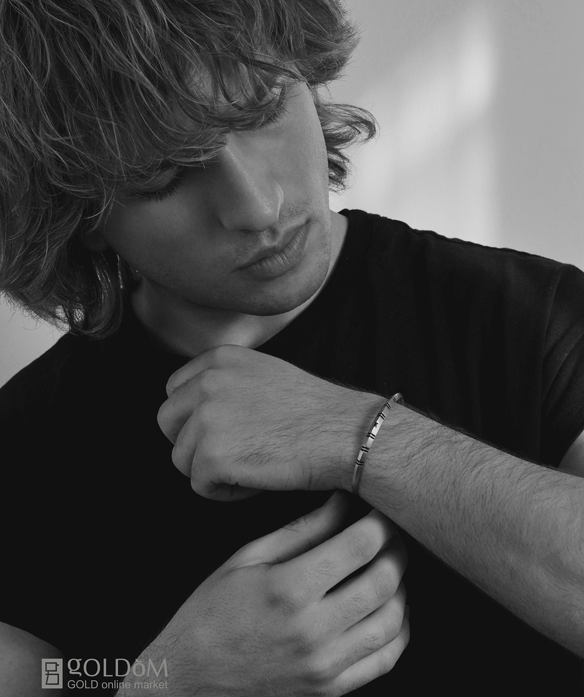 دستبند و بنگل مردانه